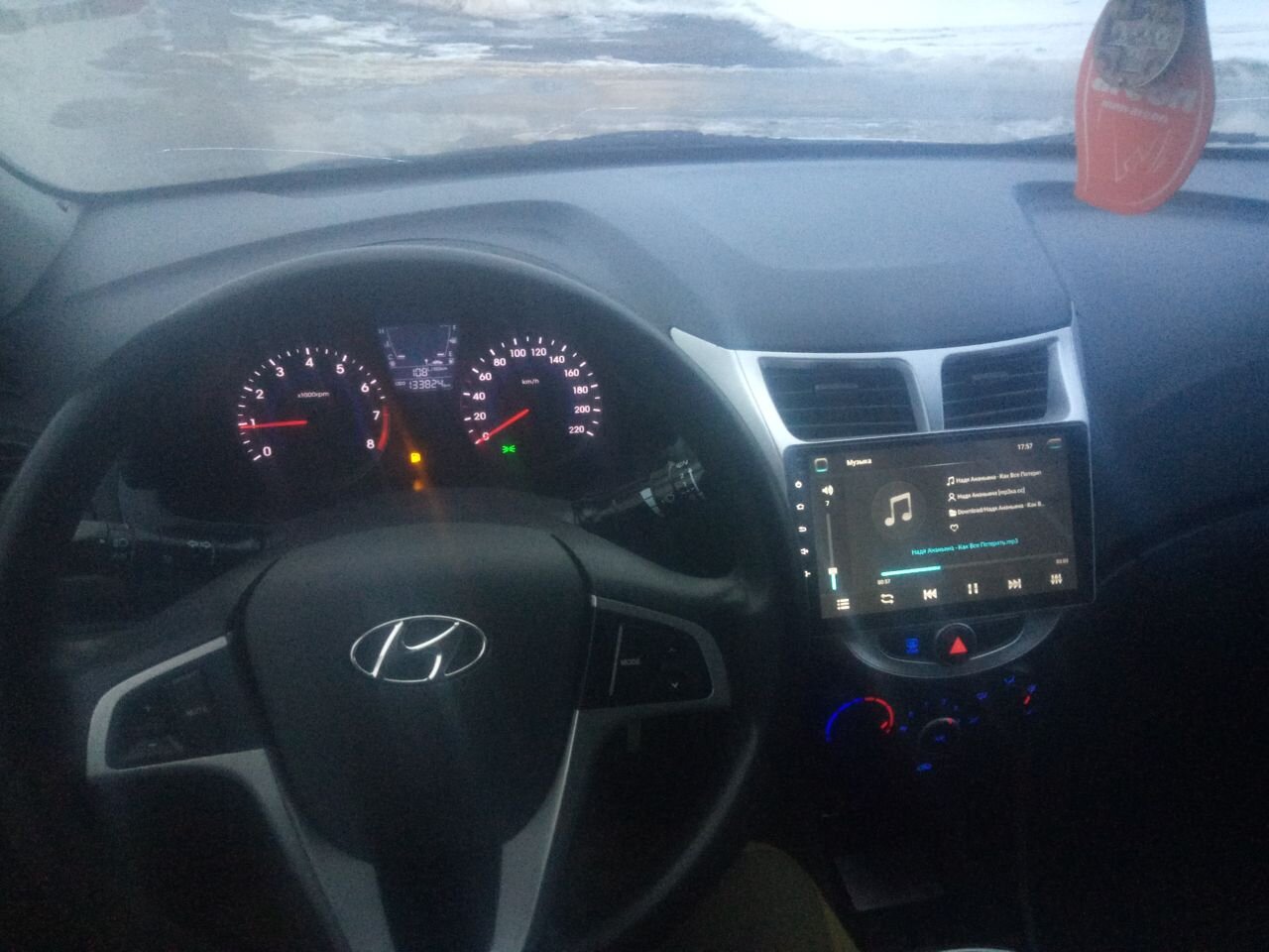 Hyundai Solaris: фото владельца