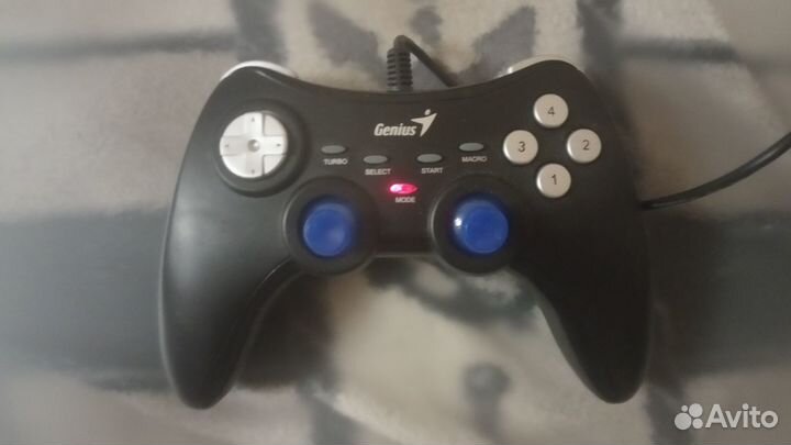 Геймпад Genius MaxFire Grandias 12V (PC) USB