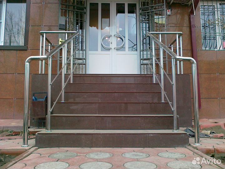 Стеклянные перила