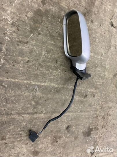 Зеркало левое электрическое Пассат Б5