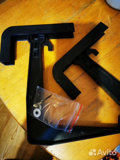 Кронштейн для балконных ящиков