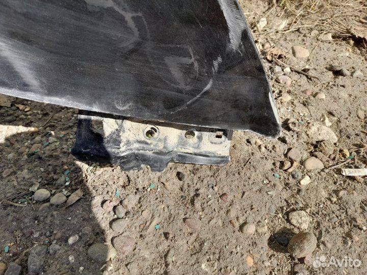 Крыло переднее правое Nissan Almera G15