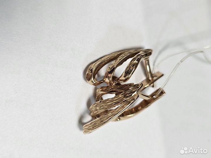 Золотые серьги