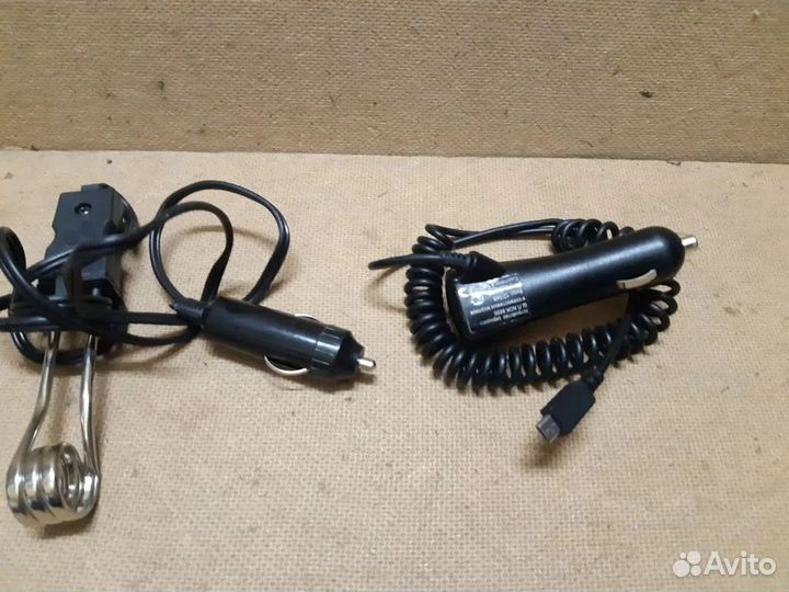 Зарядка автомобильная для телефона