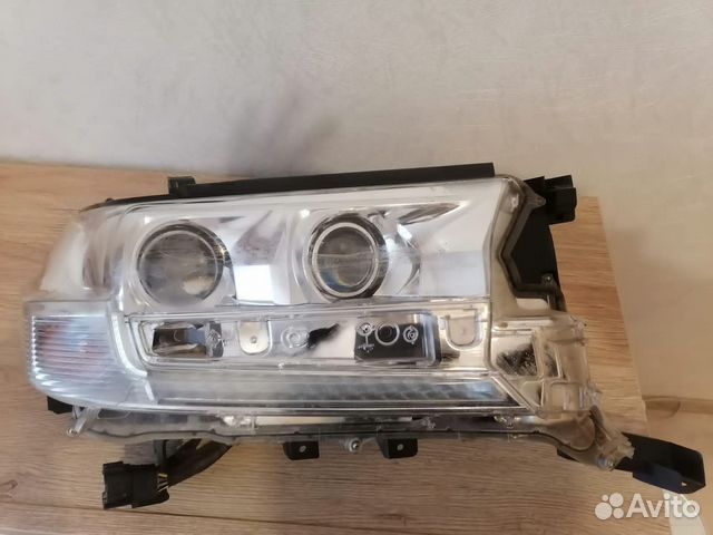 Блок фара правая Тойота ленд крузер 200