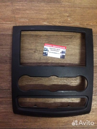 Накладка панели Mercedes Sprinter 906 VW Crafter