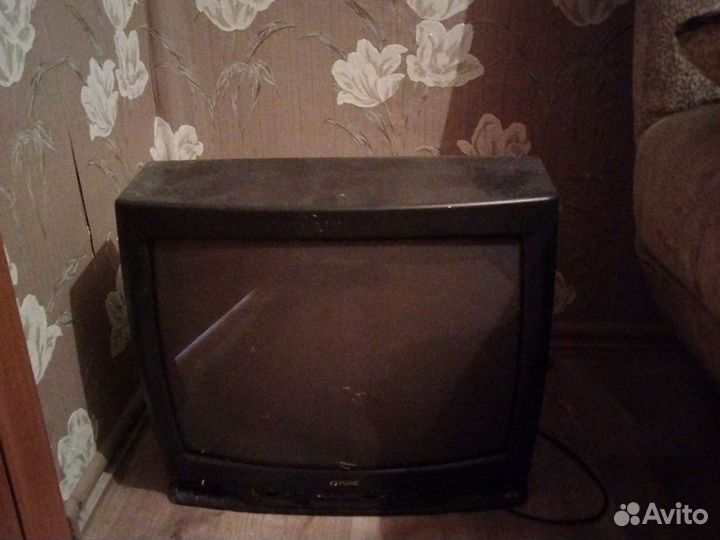 Телевизоры б/у на запчасти