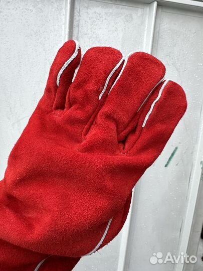 Спилковые краги