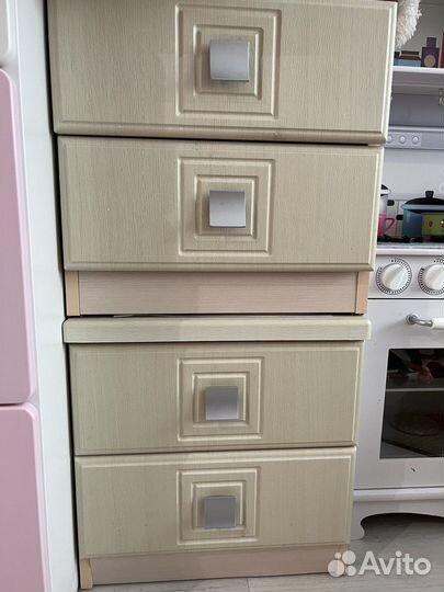 Тумбочки 2 шт