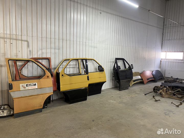 Капот Volkswagen Transporter Т4