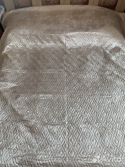 Покрывало на кровать