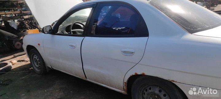 Дверь Daewoo Nubira