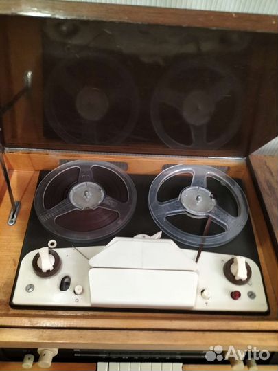 Радиола Магнитола миния 4