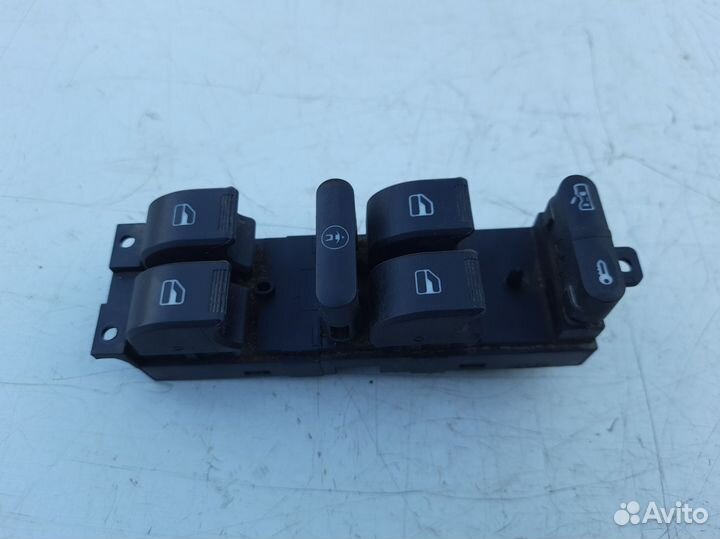 Блок управления стеклоподъемниками Chery Tiggo T11