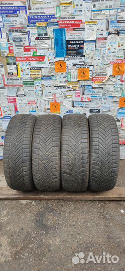 Michelin Alpin 6 205/55 R16 91H