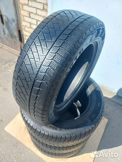 Continental ContiVikingContact 6 225/60 R17