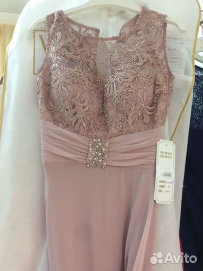 Вечернее платье в пол