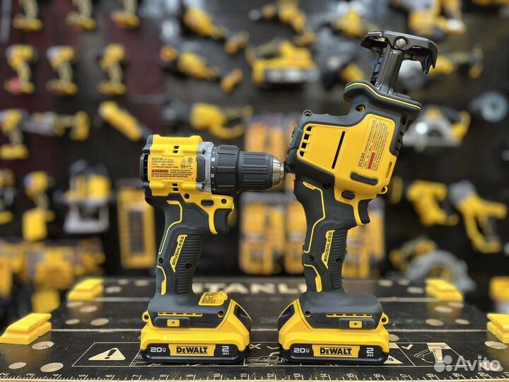 Набор аккумуляторного инструмента DeWalt DCK208D2