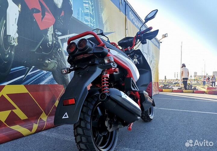 Скутер X-motors smart PRO