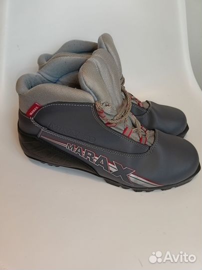 Лыжные ботинки 44 размер