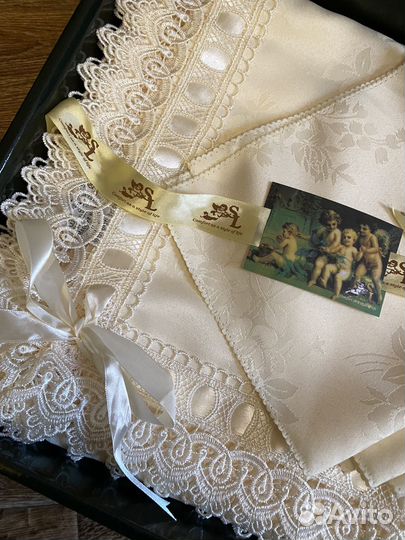 Комплект столового белья, ацетатный шелк. Скатерть