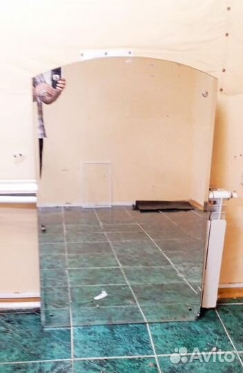 Зеркало настенное в прихожую бу