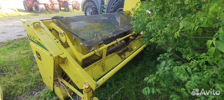 Комбайн John Deere 7000 Series, 2004