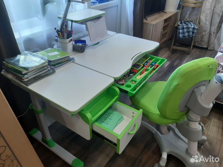 Растущая парта и стул бу