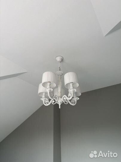 Люстра кованная дизайнерская