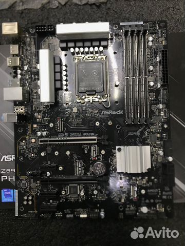 Материнская плата ASRock Z690 Phantom Gaming 4