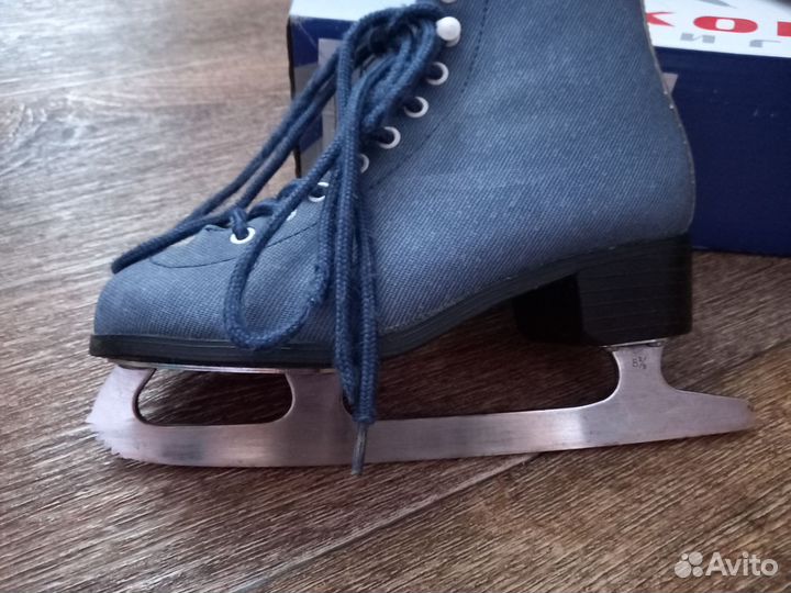 Коньки детские 35 размер