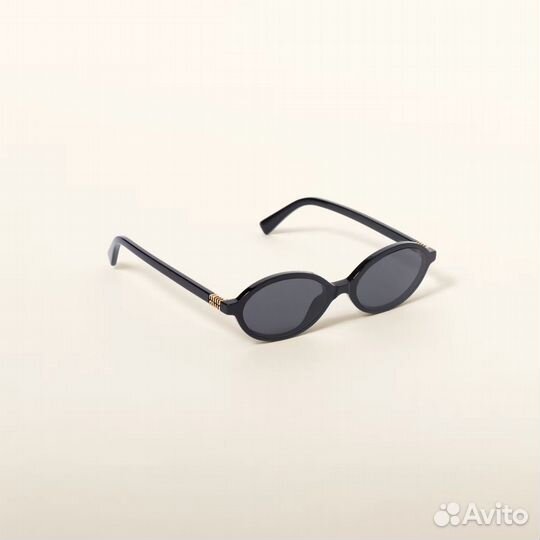 Очки Miu Miu Regard Sunglasses