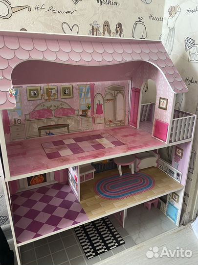 Домик кукольный