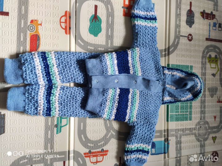 Вязанный новый костюм детский