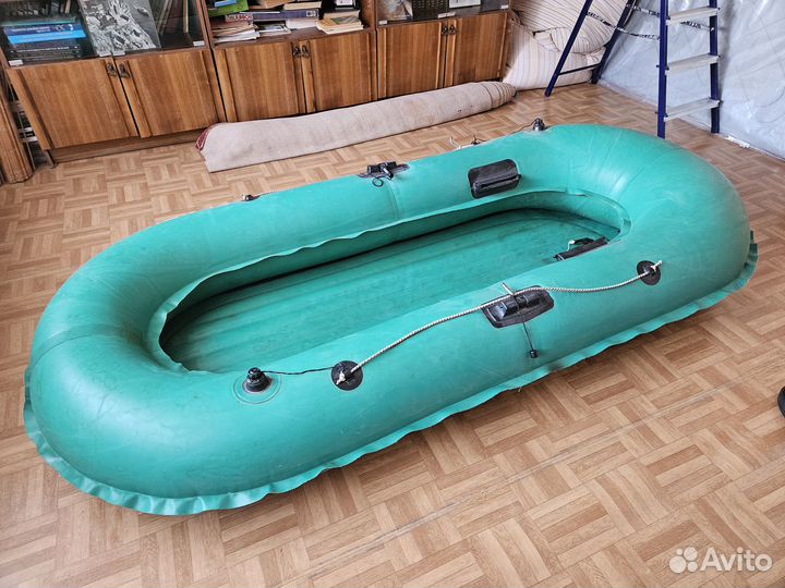 Резиновая лодка 