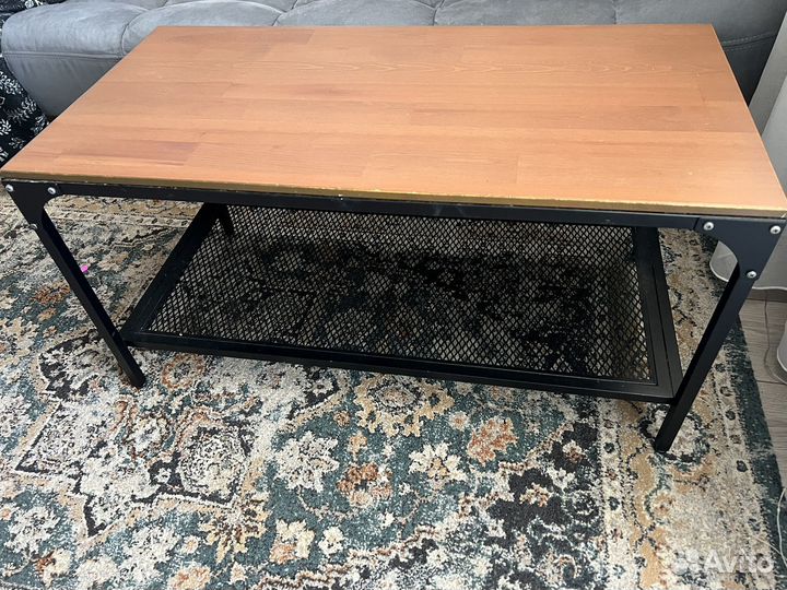 Журнальный стол