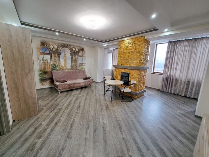 2-к. квартира, 79 м², 4/9 эт.