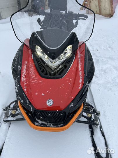 Снегоход Frontier 1000