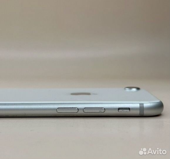 iPhone 8, 128 ГБ