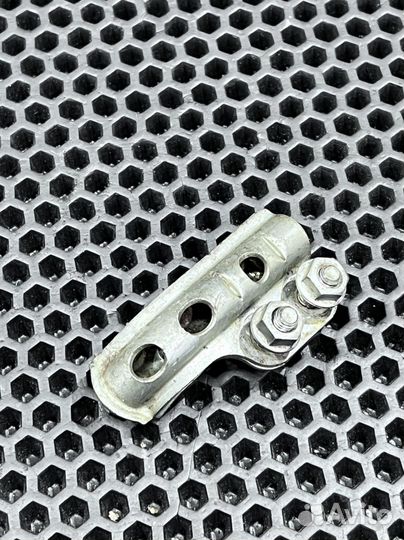 Направляющая гидролинии Yamaha YZ 450F 2006-2007