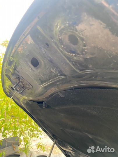 Капот Volkswagen Touareg 7L 4.2 AXQ 2004