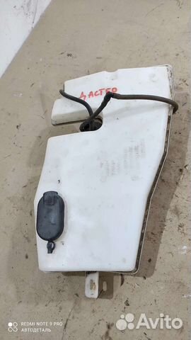 Бачок омывателя Renault Duster 1