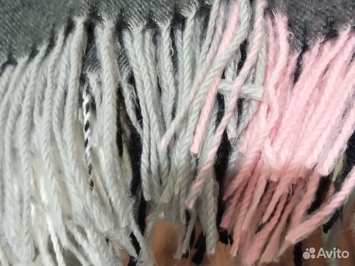 Платок 130 на 130 см зимний