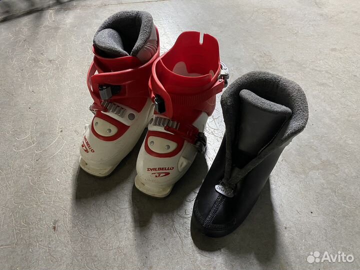 Горнолыжные ботинки детские