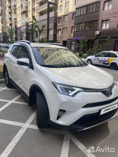 Toyota RAV4 2.0 CVT, 2016, 105 300 км