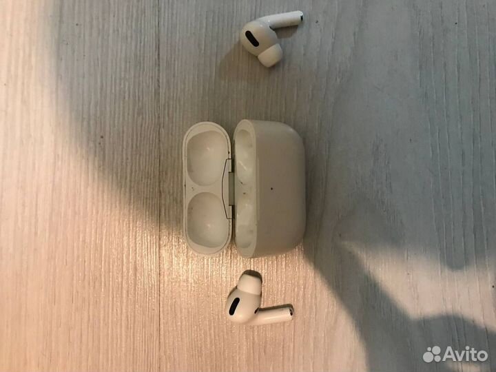 Apple airpods pro