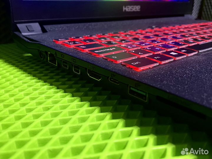 Игровой ноутбук i7/8/128/1TB/GTX 1060 6gb