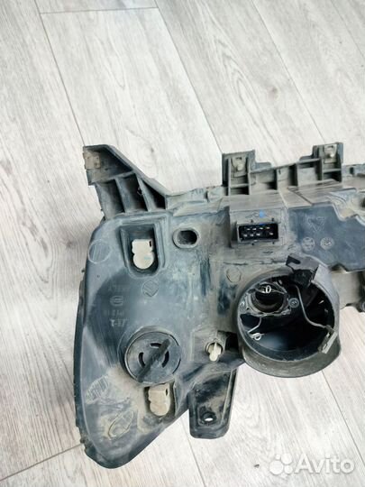 Фара правая Geely Emgrand EC7 2014