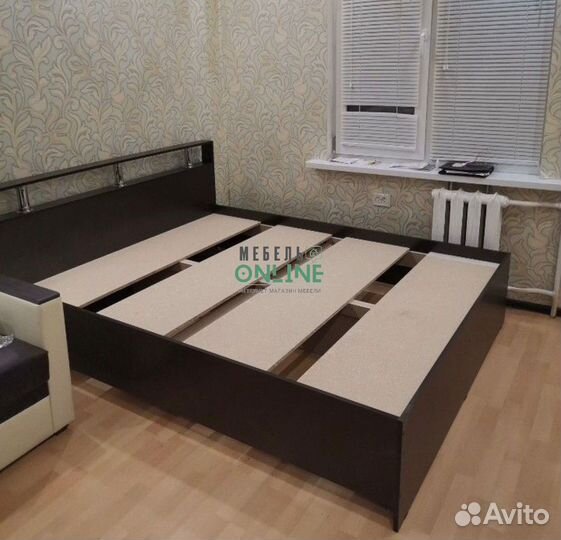 Кровать двуспальная 160х200