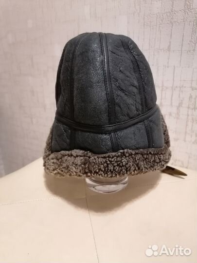 Детская шапка кожаная на меху, от 4 лет